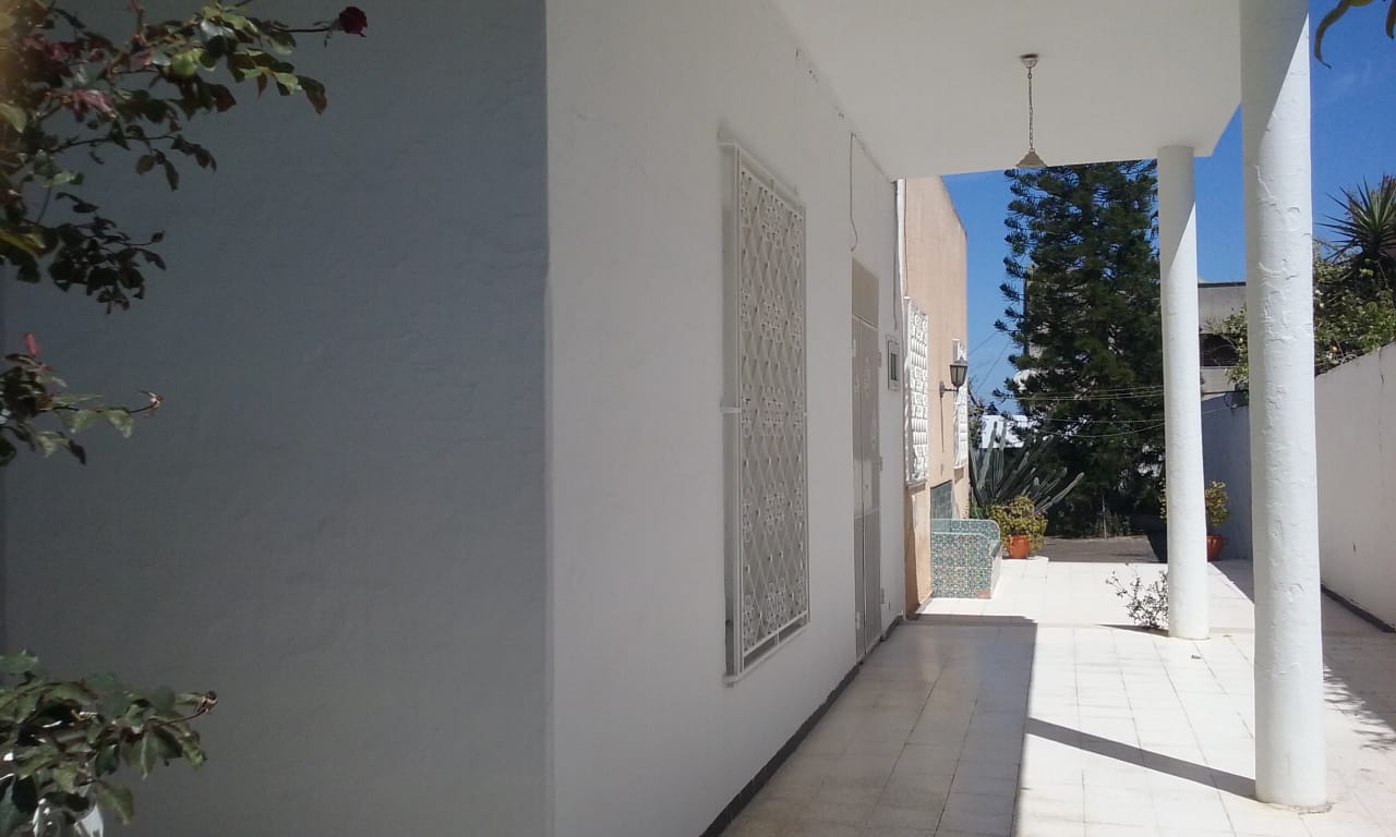 Bab Souika Borj Zouara Vente Maisons Villa  bab saadoun  tunis