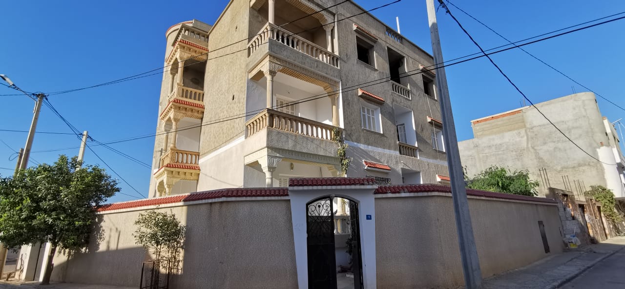 Hammam Sousse Hammam Sousse Vente Maisons Villa sur 3 niveau sousse
