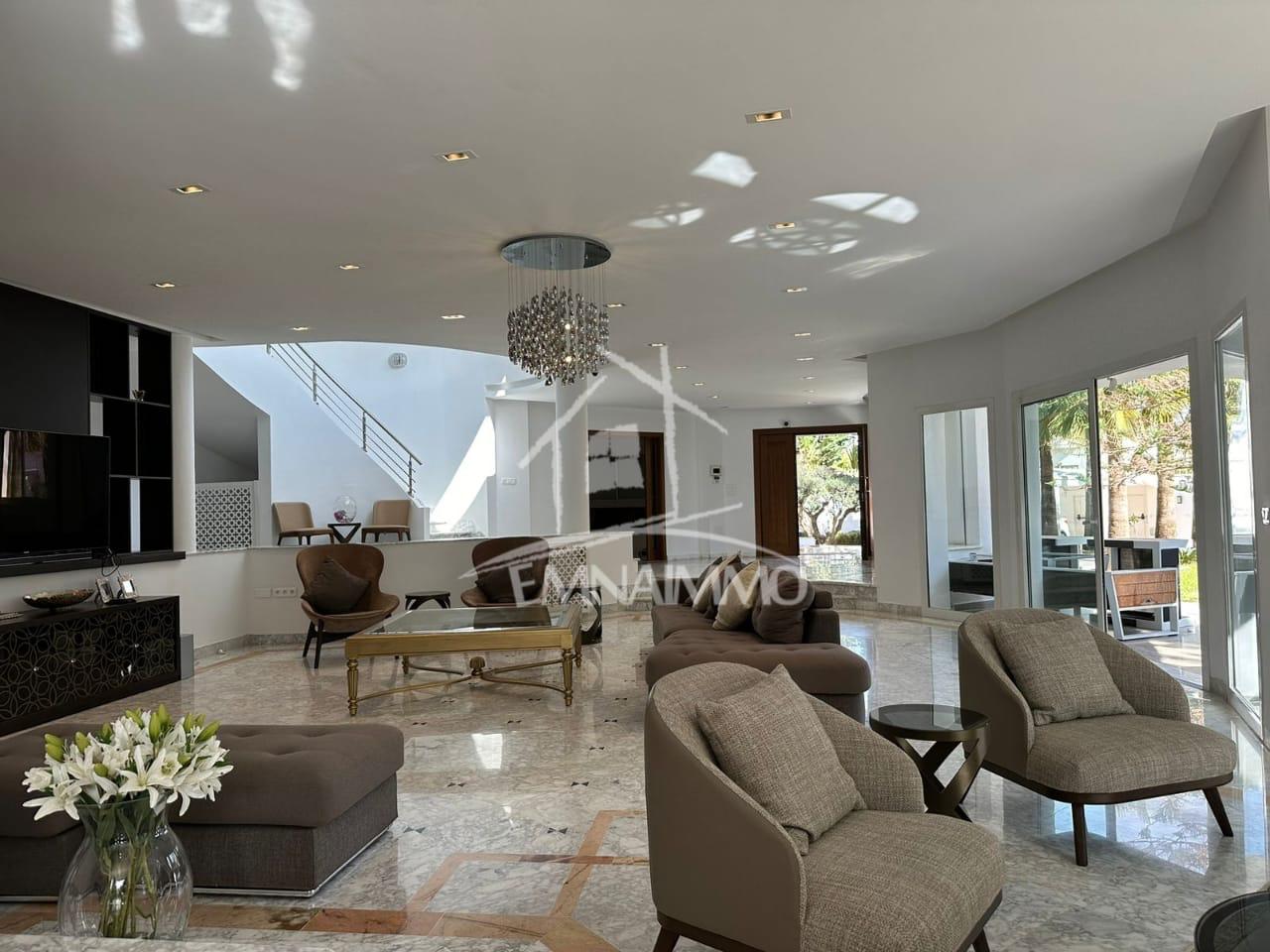 La Marsa&nbsp;Berge Du Lac&nbsp;Vente&nbsp;Maisons&nbsp;Villa lac1 ch�teaux