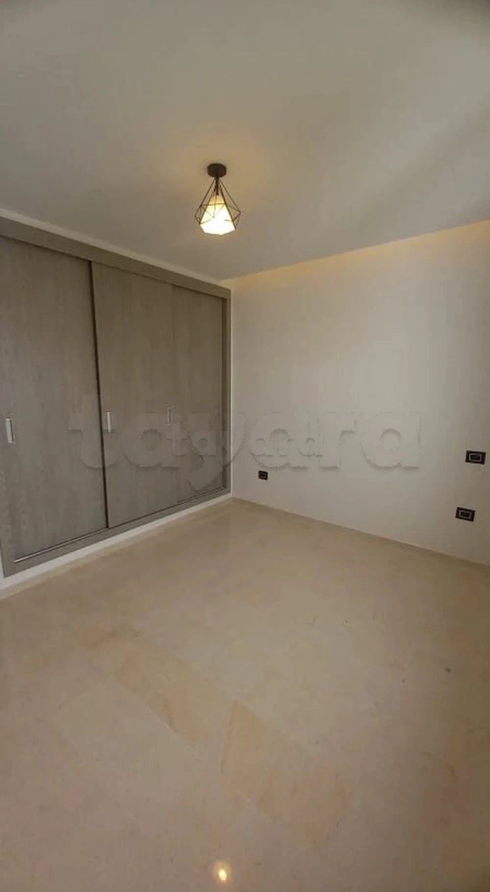 La Soukra La Soukra Vente Appart. 3 pices Av s2 titr peu habit