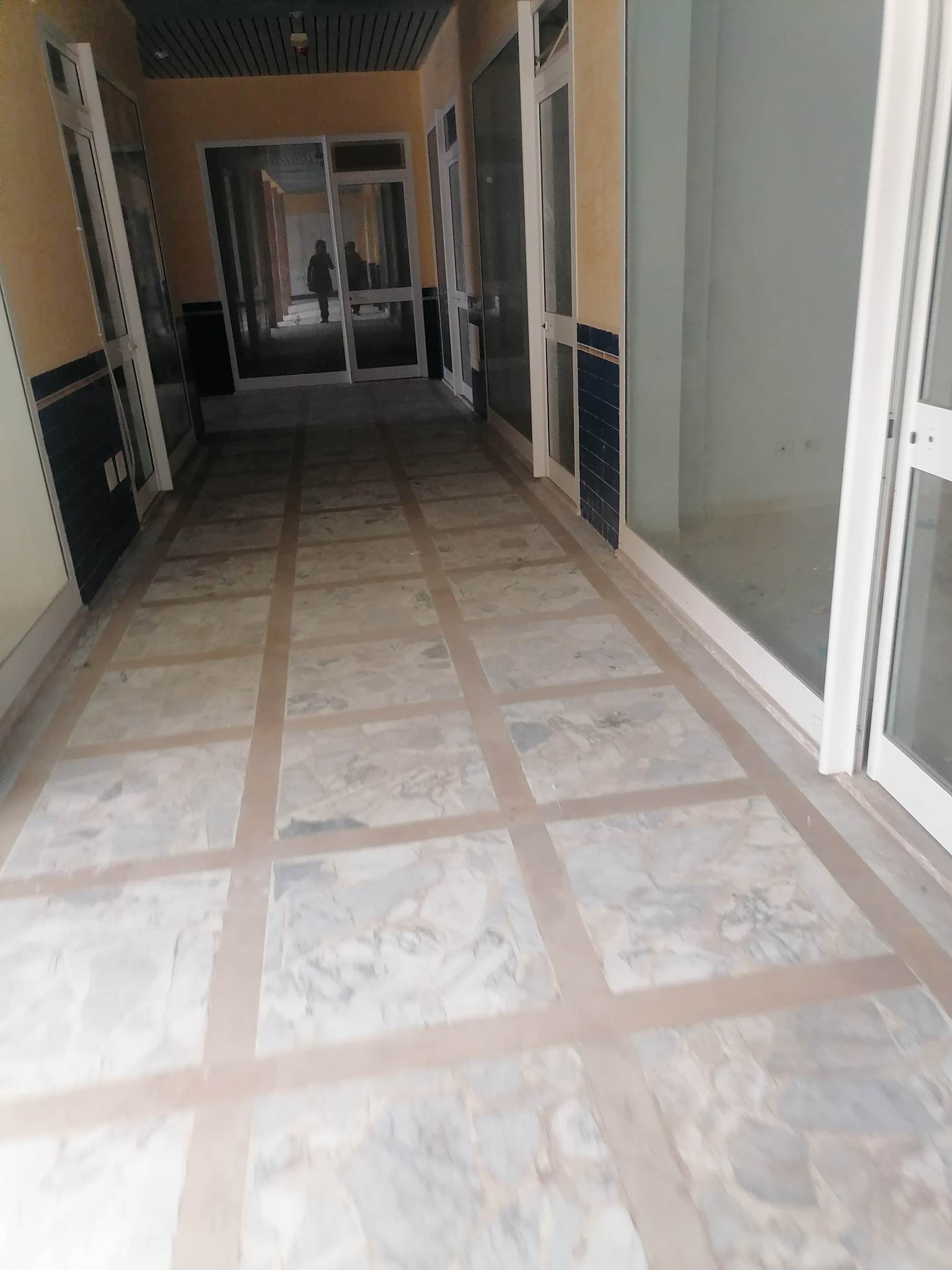 Monastir Monastir Vente Surfaces Local commercial borj khefacha