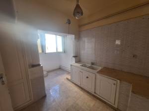 El Mourouj El Mourouj Vente Appart. 1 pice Appartement s2   3me tage ref458a
