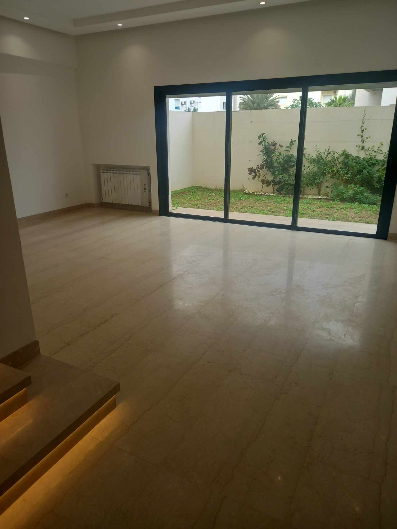 Ain Zaghouan&nbsp;Jardins de Carthage&nbsp;Vente&nbsp;Duplex&nbsp;Luxueux duplex s4 aux jardins de carthage refa2