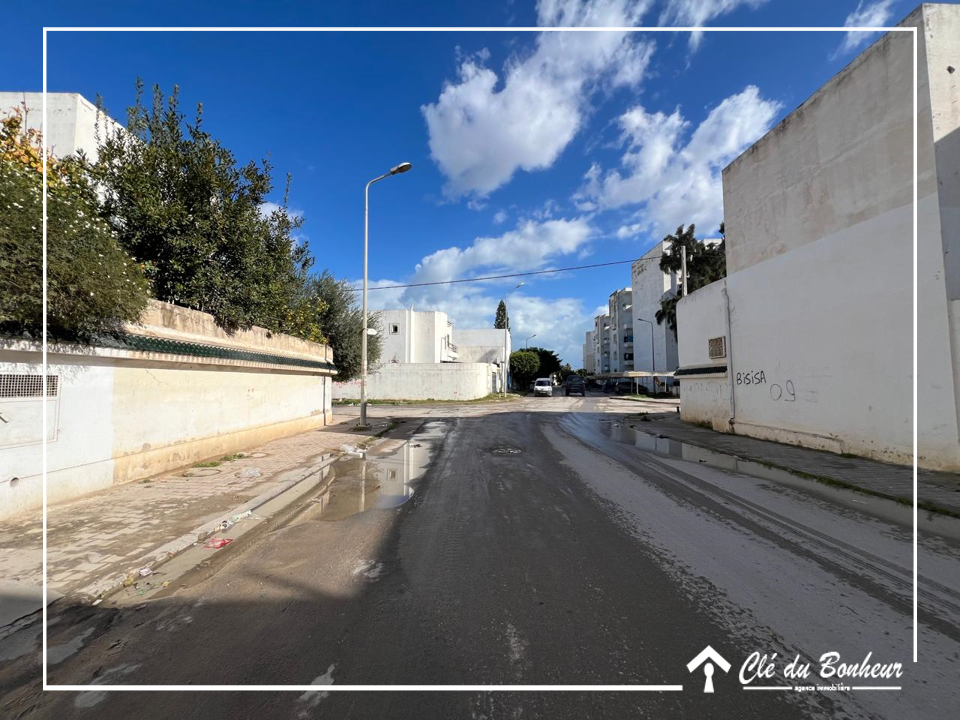 La Soukra Borj Louzir Vente Appart. 3 pices Appartement s2  behi ladghem