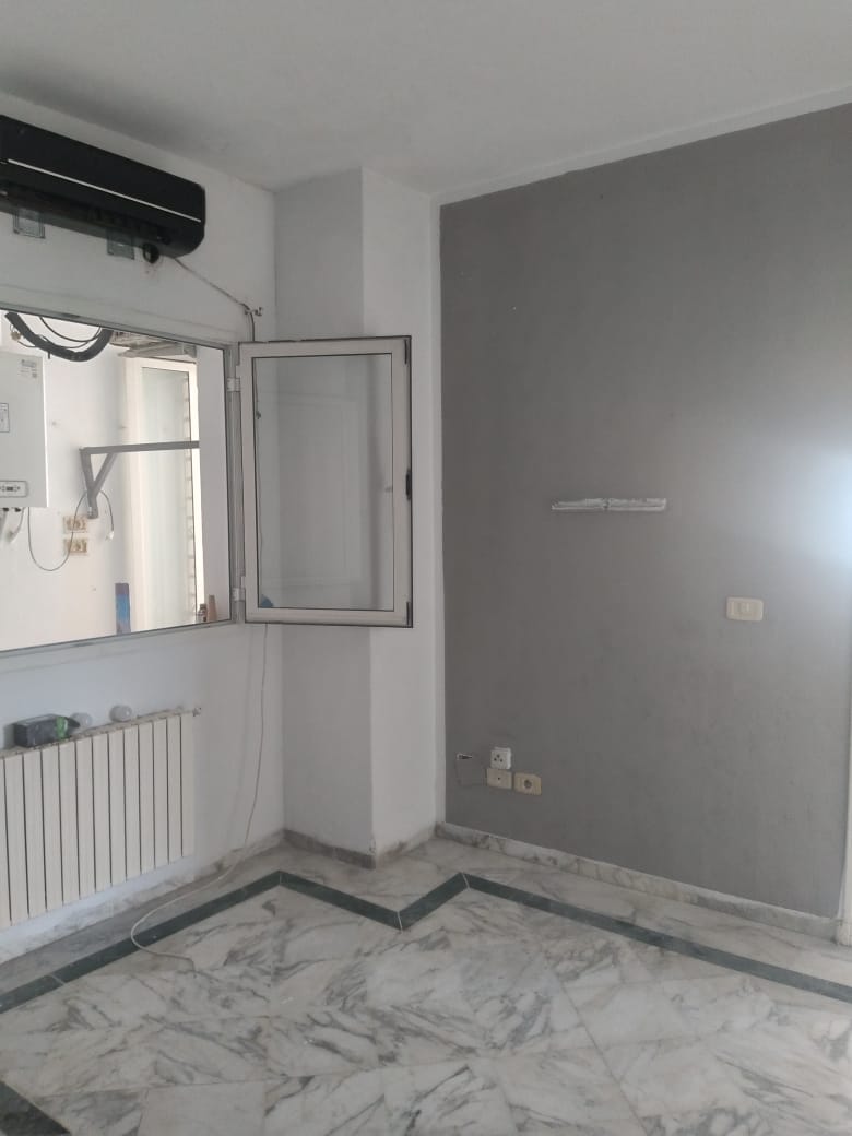 Ariana Ville Cite Ennasr 2 Vente Appart. 3 pices Un appartement en s2  ennasr 2