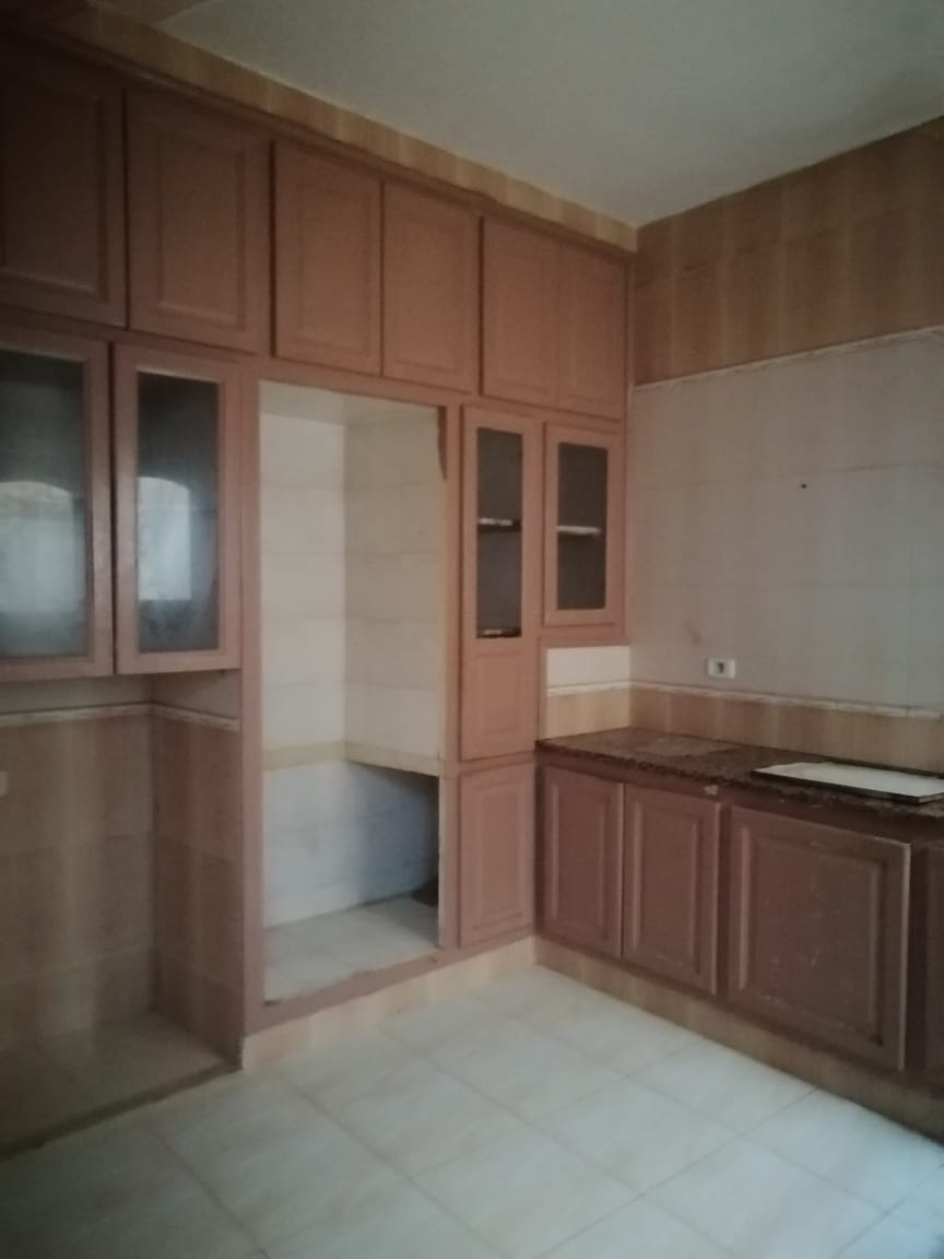 Dar Chaabane Elfehri Cite Barnoussa Vente Appart. 4 pices Maison style americain