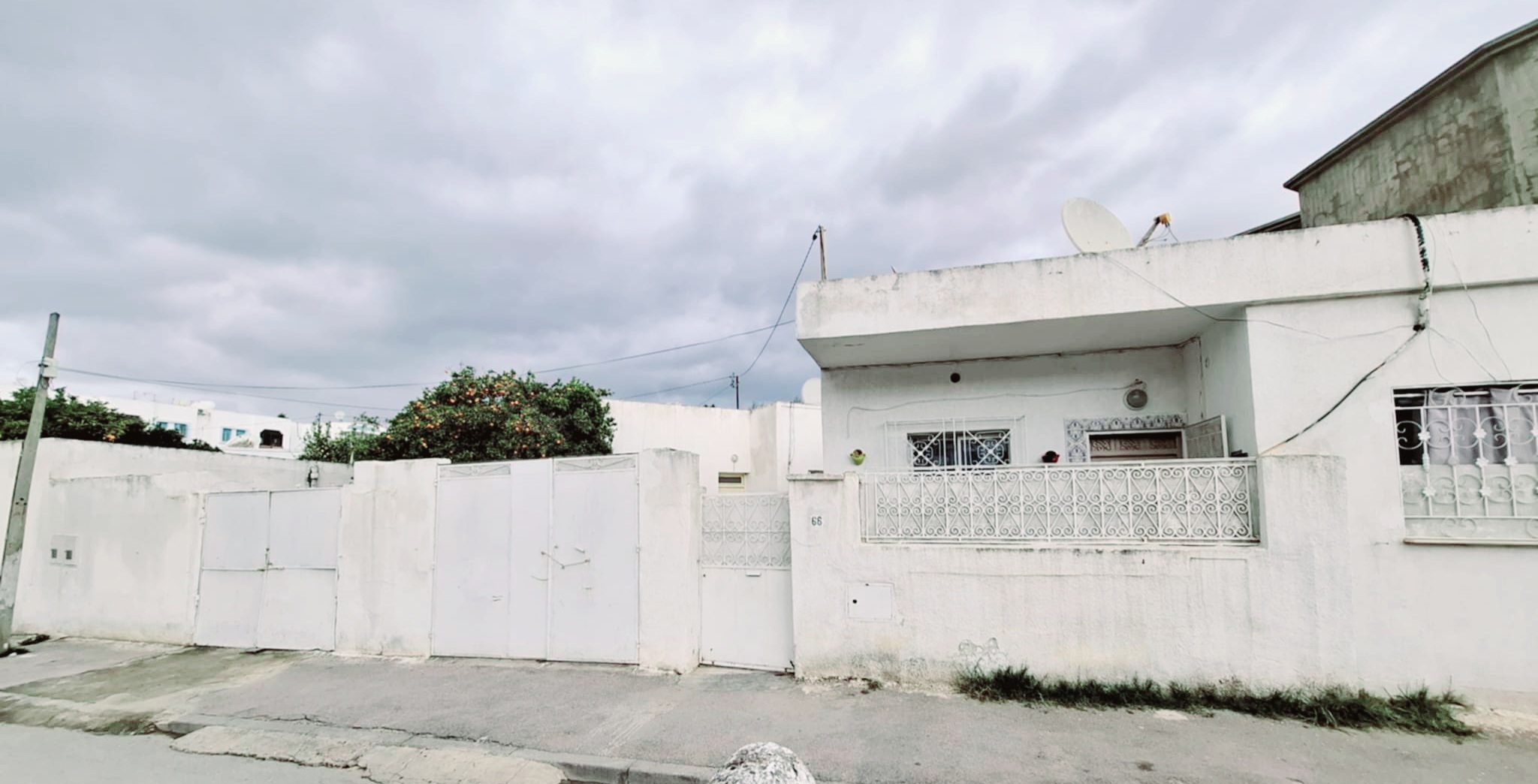 El Ouerdia El Ouerdia Vente Maisons 2 villas et un studio  el ouardia 1