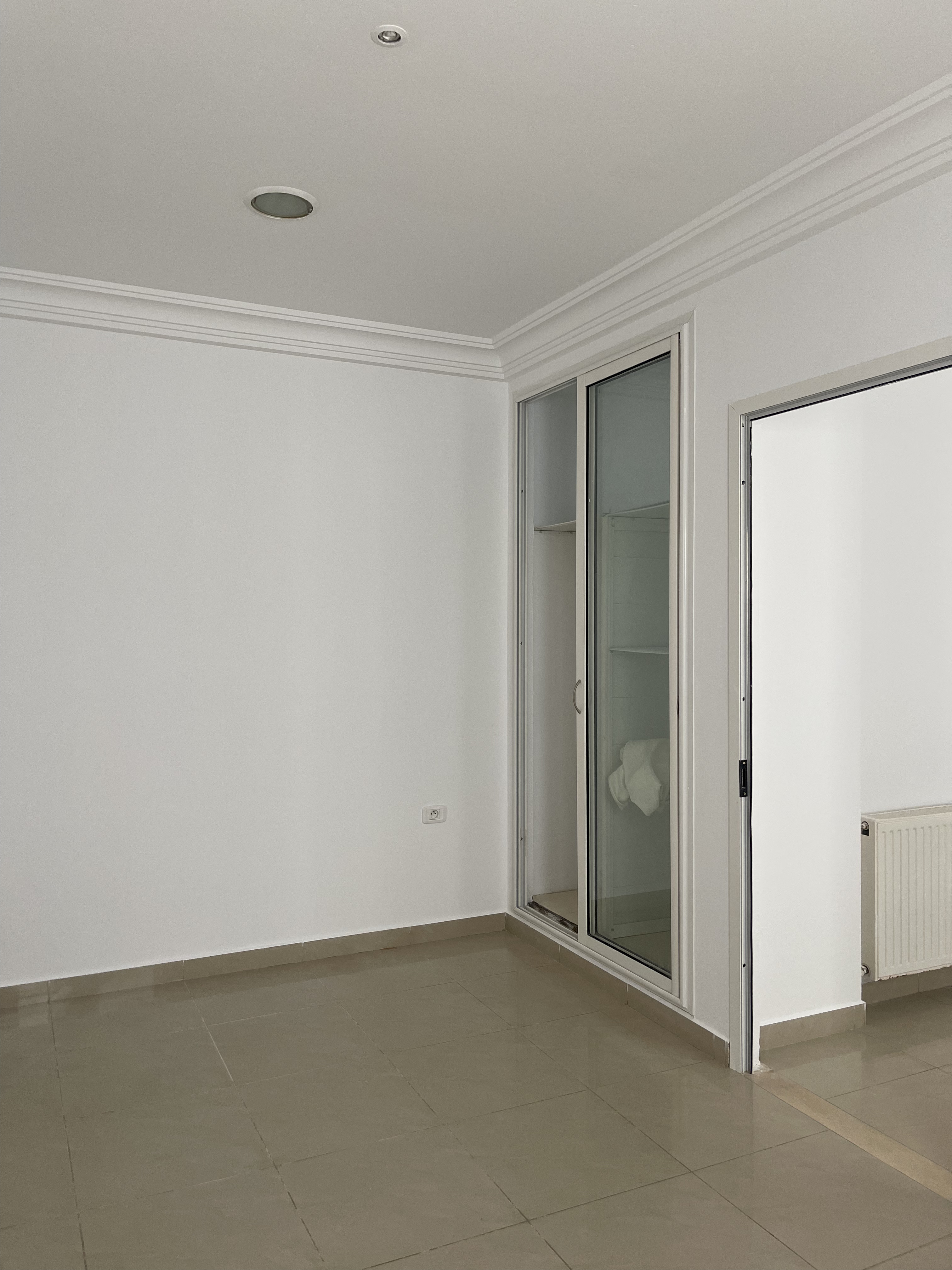 La Marsa Cite Des Juges 2 Vente Appart. 1 pice S1 avec terrasse 65m