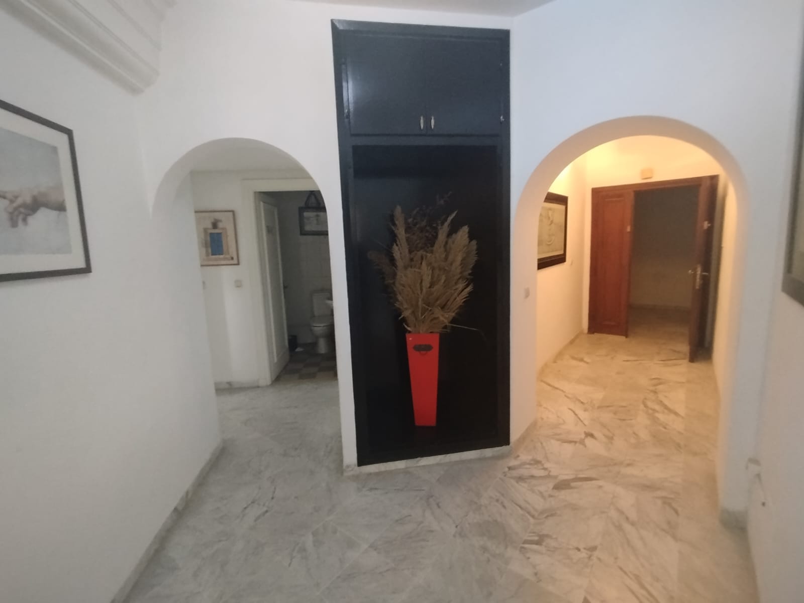 Cite El Khadra Cite El Khadra Vente Appart. 4 pices Bureau 4 espaces  cit khadhra