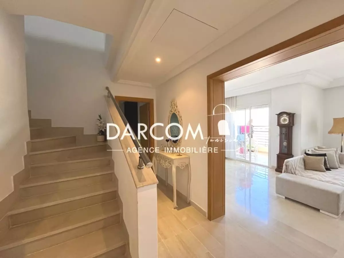 La Soukra La Soukra Vente Duplex Duplex s4 spacieux