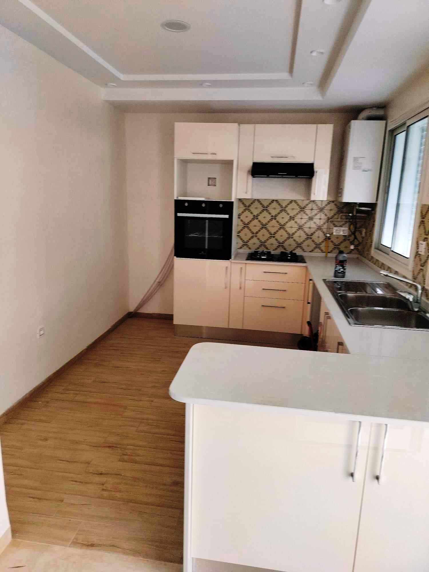 Akouda Chatt Meriem Vente Appart. 3 pices Appartements s2  70mtre de la plage chatt mariem