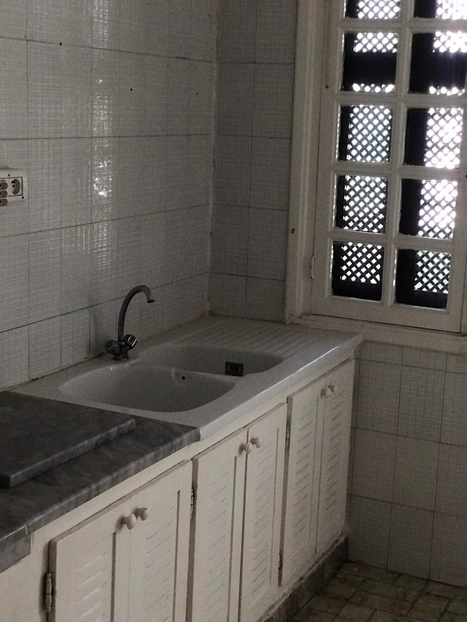 El Kram Le Kram Vente Appart. 4 pices Appartement au 3me tage