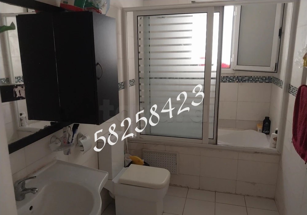 Ain Zaghouan Ain Zaghouan Vente Appart. 4 pices S plus 3 ain zaghouan tel 58258423 fb 7771