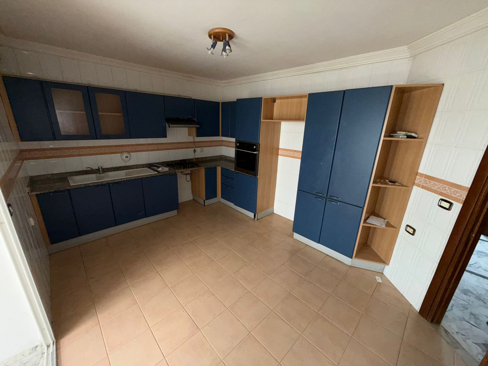 Ariana Ville Cite Ennasr 1 Vente Appart. 4 pices S3 rdc avec jardin 490 md ennasr 1