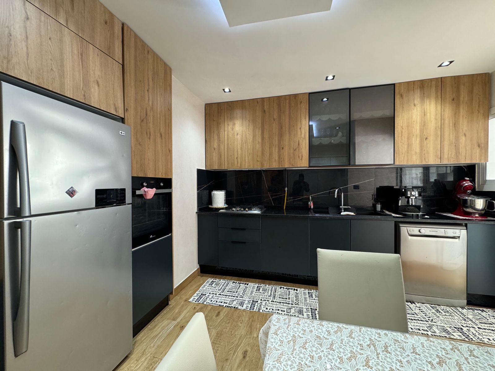 Mnihla Jardins d'el Menzah Vente Appart. 4 pices Appartement s3 hs situ  jardin d'el menzah 2
