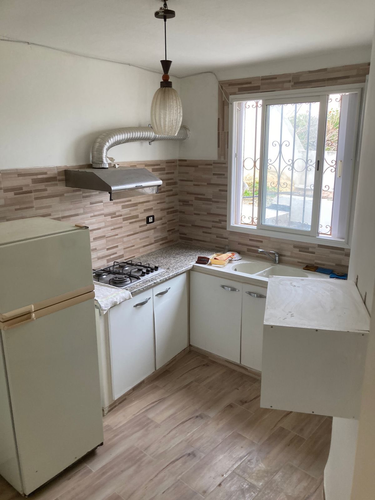 Bizerte Nord Cite El Korniche 1 Vente Appart. 2 pices Studio a la corniche bizerte cot caf el fel