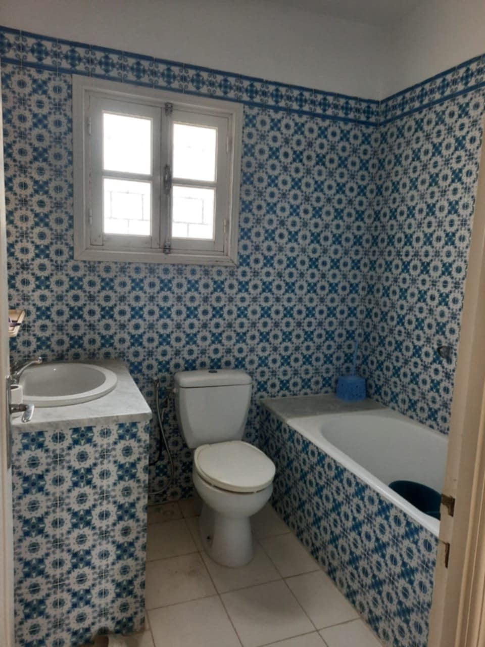 Bizerte Nord Bizerte Vente Appart. 3 pices Jolie villa  bizert