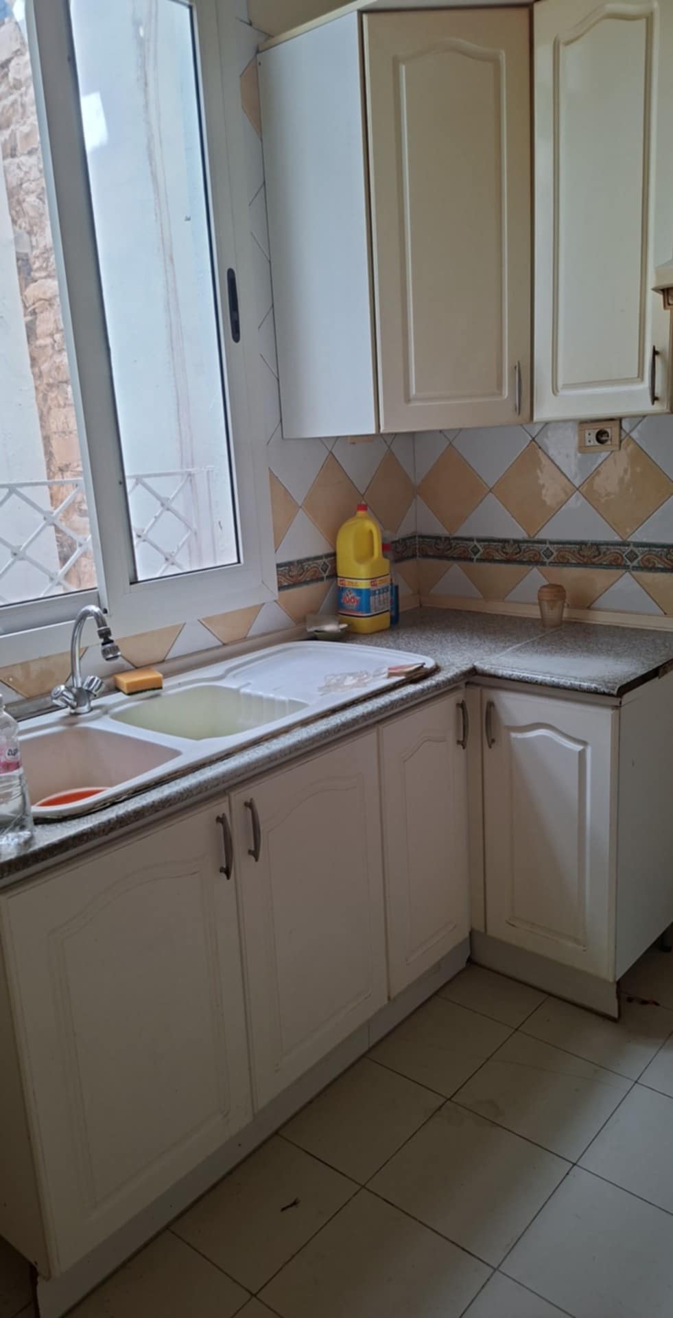 Bab Bhar Habib Thameur Vente Appart. 5 pices+ Un appartement s4