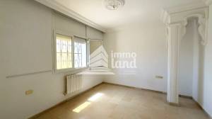 Ariana Ville Borj El Baccouche Vente Maisons Etage de villa  s2 de 183m2  borj baccouche