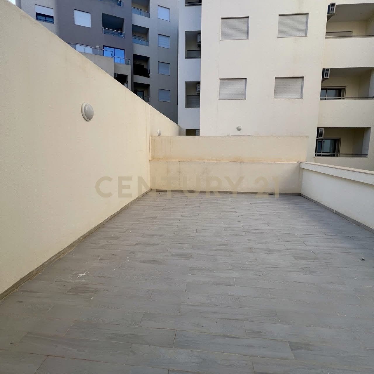 Ariana Ville Cite Ennasr 2 Vente Appart. 3 pices Appartement s2  ennasr 2