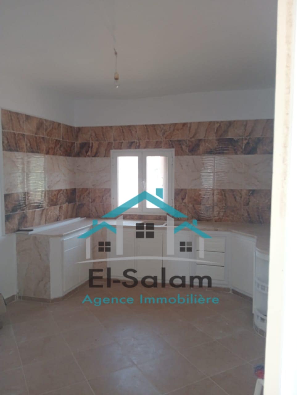 Kelibia Azmour Vente Maisons Maison situ a azour 500m2