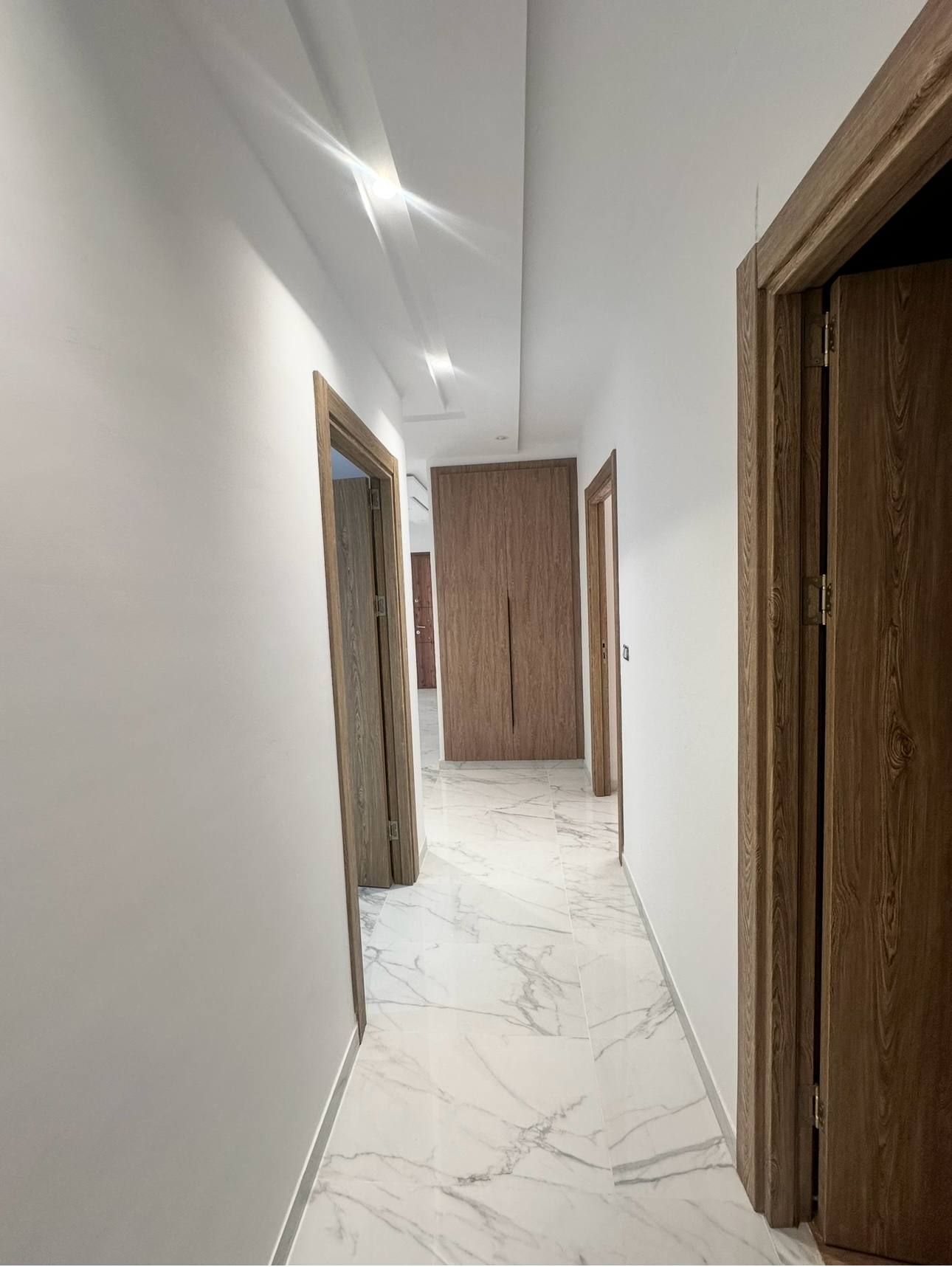 La Marsa Cite El Moez Location Appart. 4 pices 2 tage de villa s3 entre indpendante a la marsa