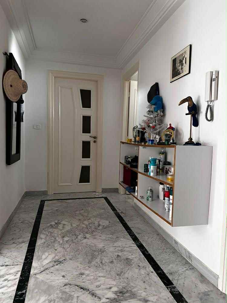 La Soukra La Soukra Vente Appart. 4 pices S plus 3 a la soukra wb4260