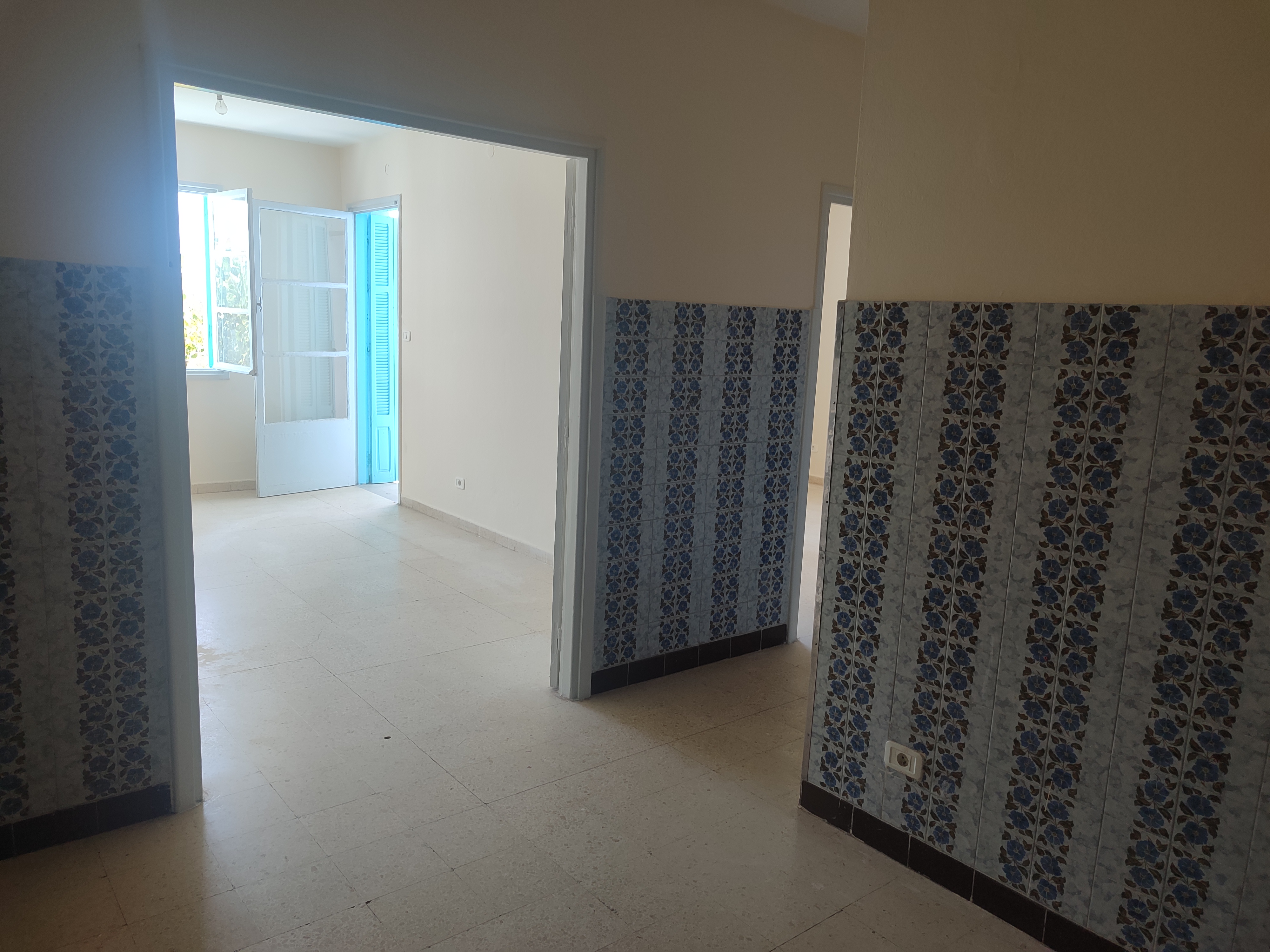 Ezzahra Cite El Habib Vente Appart. 3 pices Charmant appartement s plus 2  zahra lyce