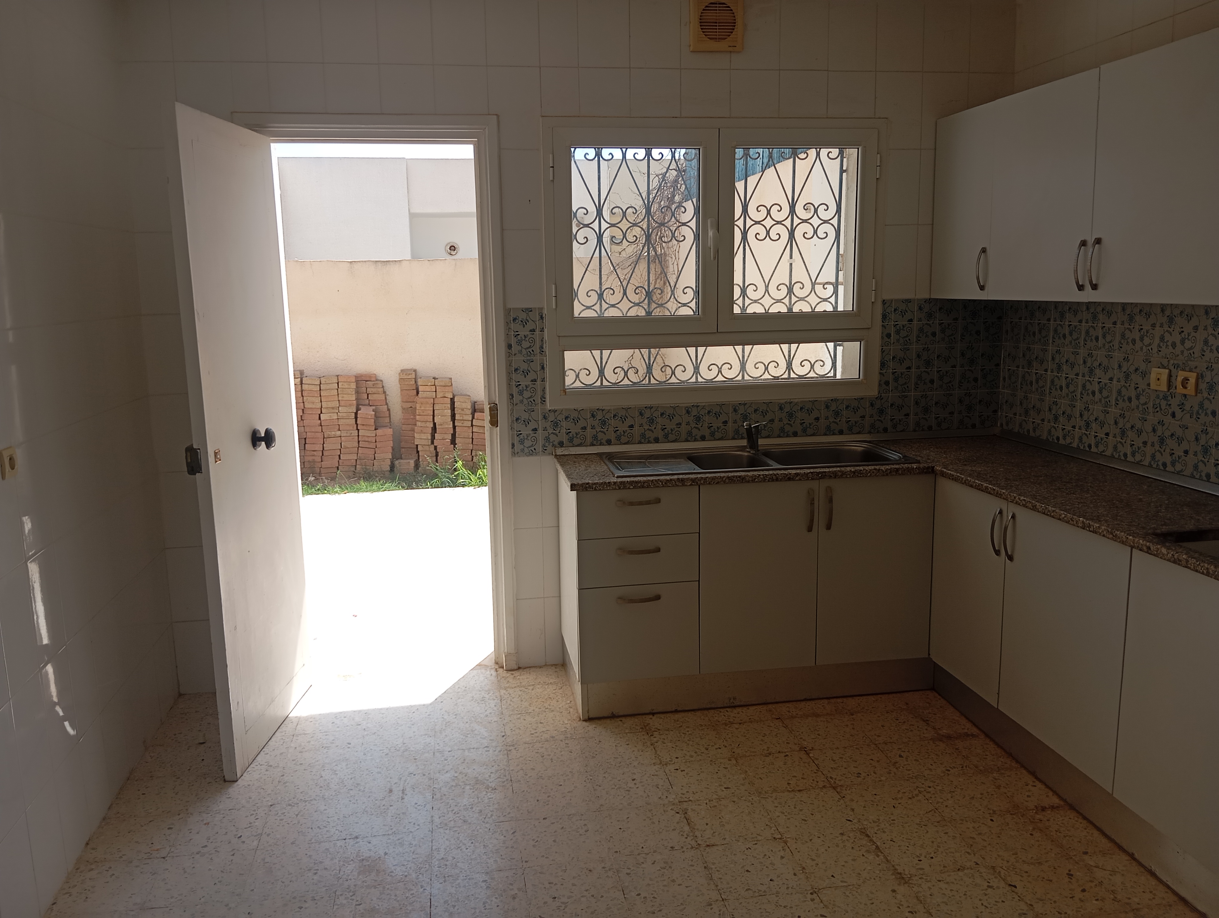 Raoued Raoued Vente Maisons Villa s3  raoued cit thameur