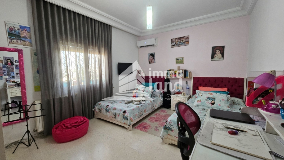 La Soukra La Soukra Vente Appart. 4 pices Appartement s3  la soukra