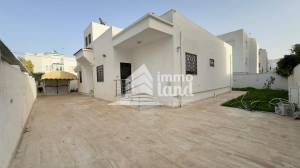 La Soukra Borj Louzir Vente Maisons Villa de 500m2  a borj louzir