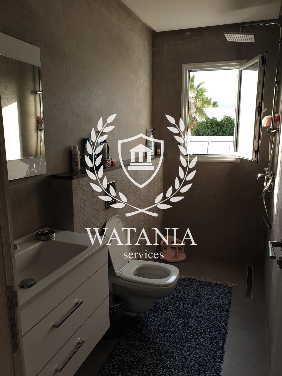 Ariana Ville&nbsp;Riadh Landlous&nbsp;Vente&nbsp;Appart. 5 pi�ces+&nbsp;Villa riadh landalous