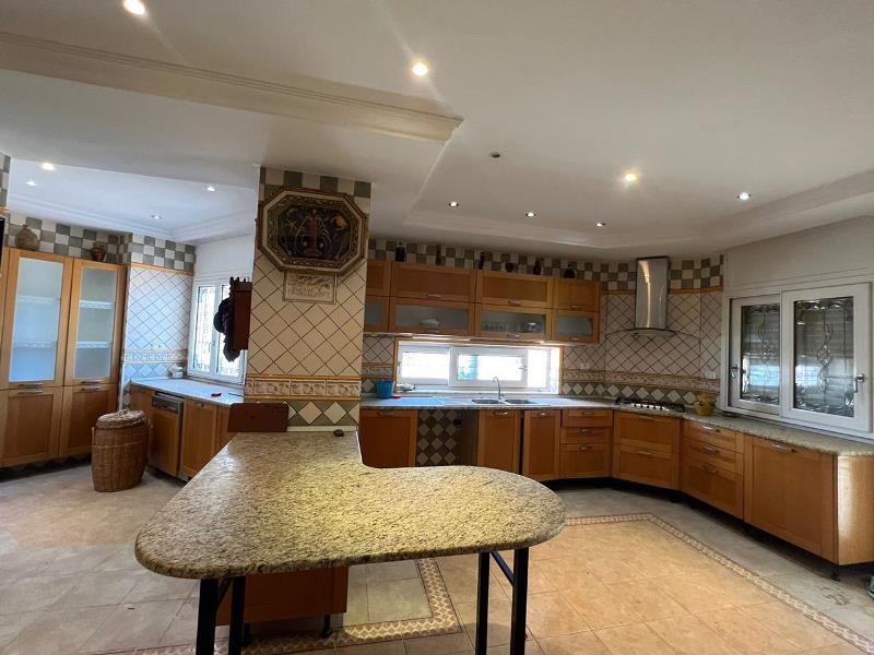 Nabeul Nabeul Vente Maisons V482 villa royale mahrsi d