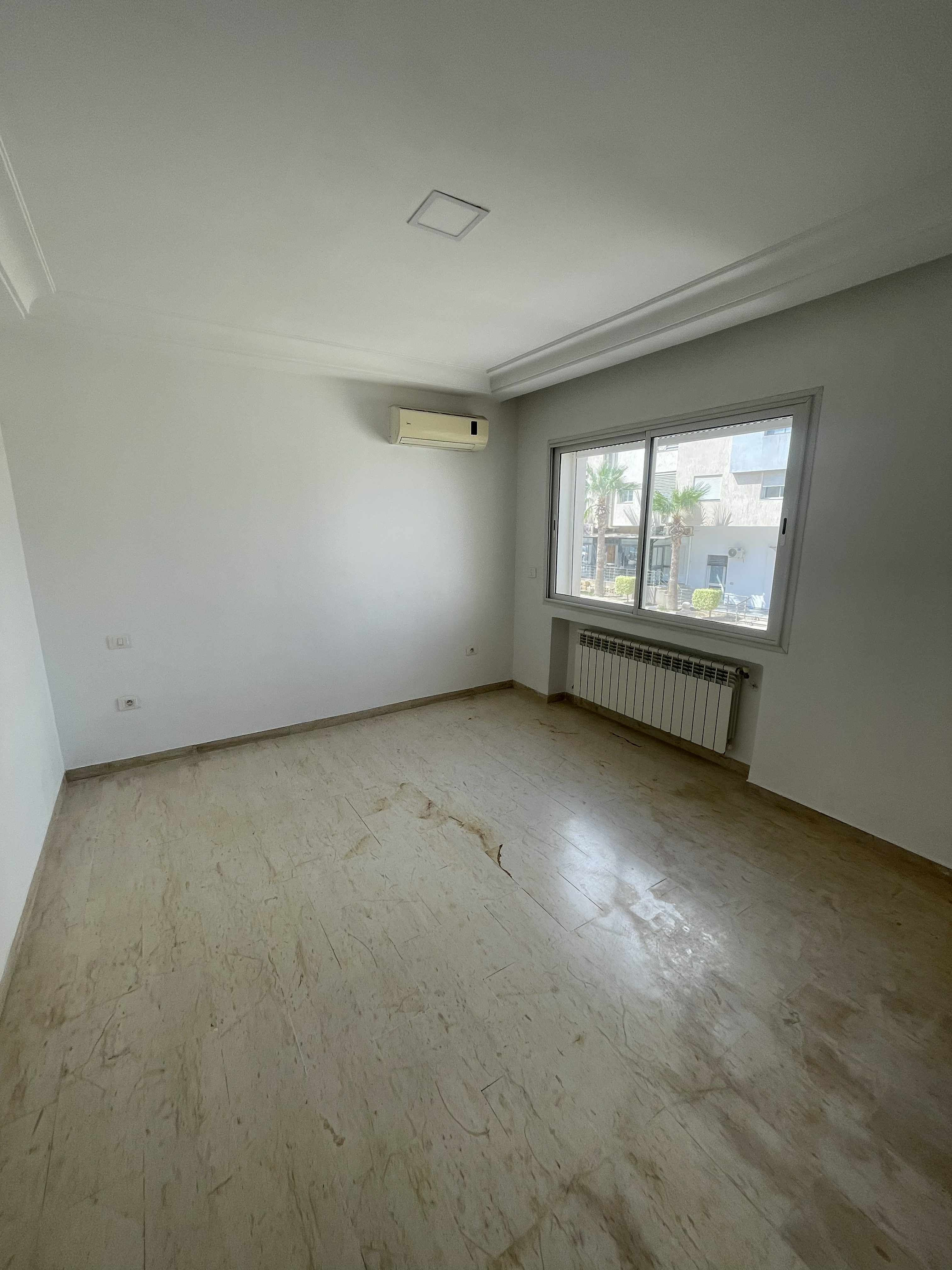 Ariana Ville&nbsp;Cite Ennasr 2&nbsp;Vente&nbsp;Autre&nbsp;Triplexe � ennaser