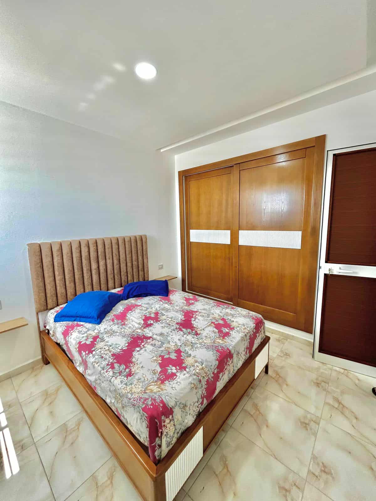 Hammam El Ghezaz Ezzahra Vente Appart. 1 pice Appartement  ezzahra  klibia