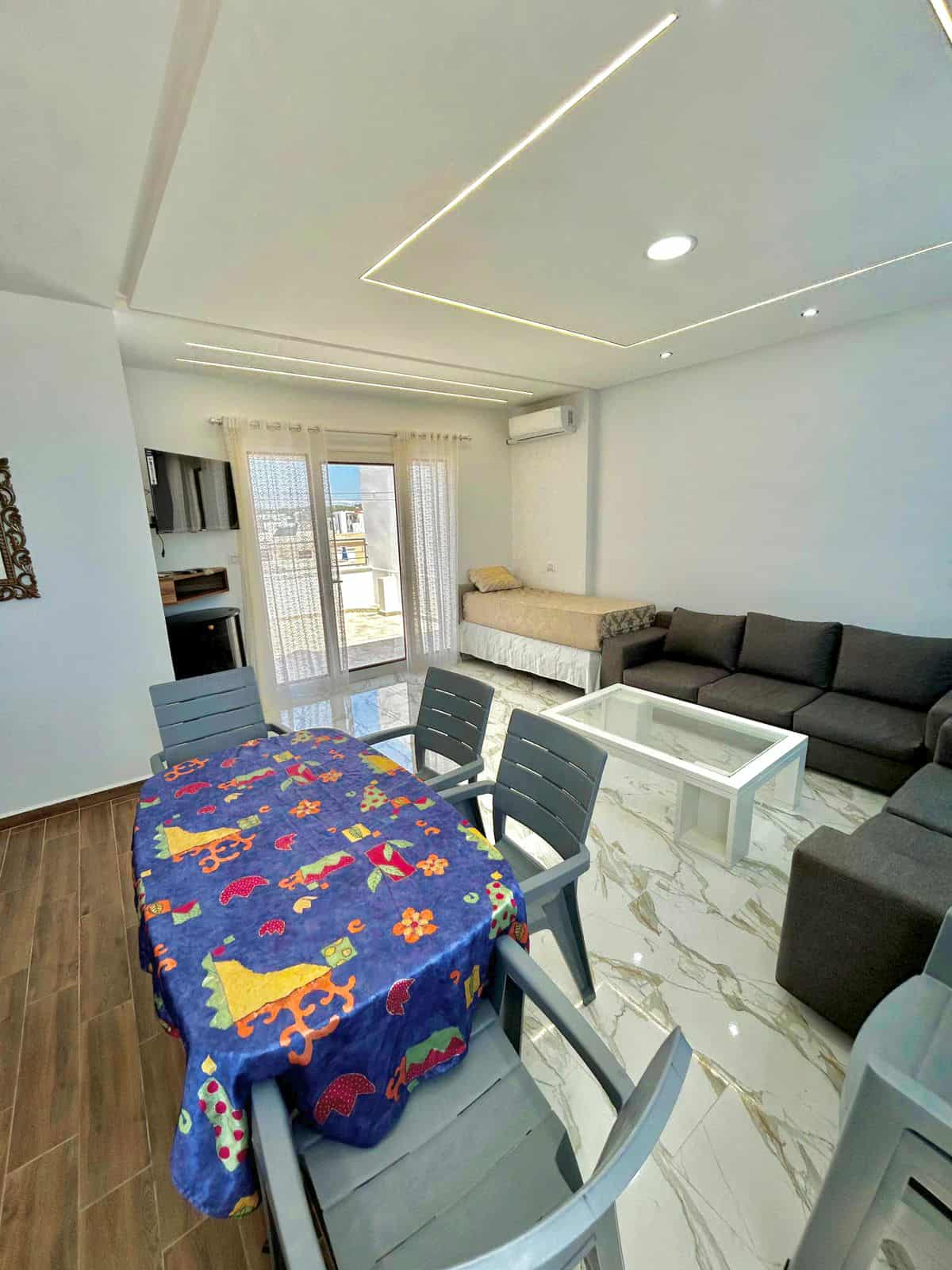 Hammam El Ghezaz Ezzahra Vente Appart. 1 pice Appartement  ezzahra  klibia