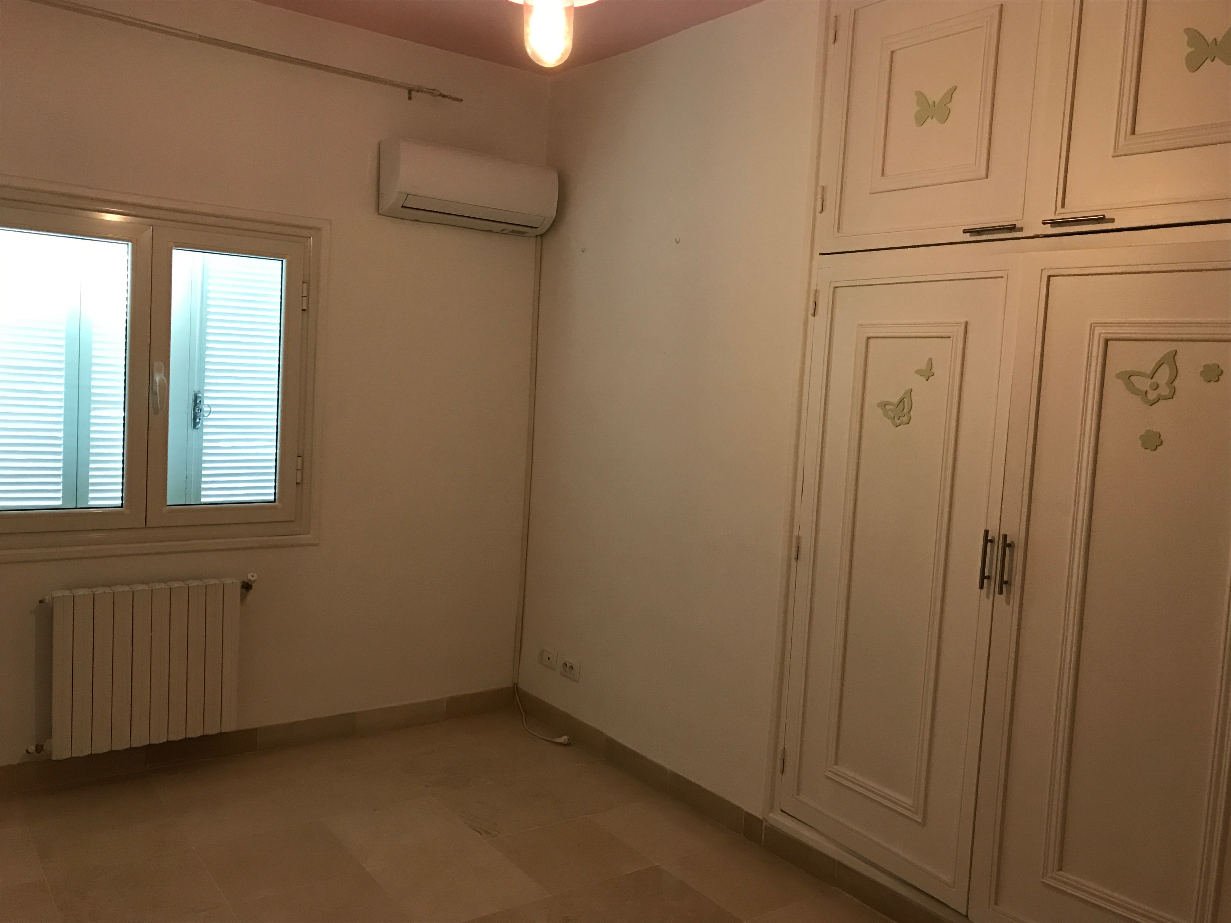 Ariana Ville El Menzah 6 Vente Maisons Triplex el menzah 6 uv4 rnov
