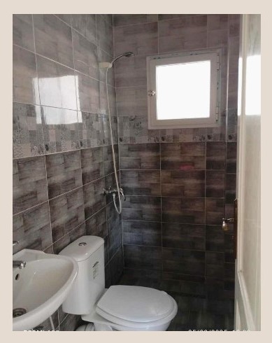 Ezzouhour (Tunis) Ezzouhour 4 Vente Maisons Immeuble rez de chausse et 2 tages