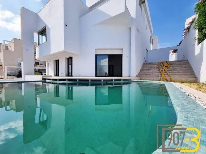 Ariana Ville&nbsp;Cite Ennasr 2&nbsp;Vente&nbsp;Maisons&nbsp;Villa de luxe � ennasr 2