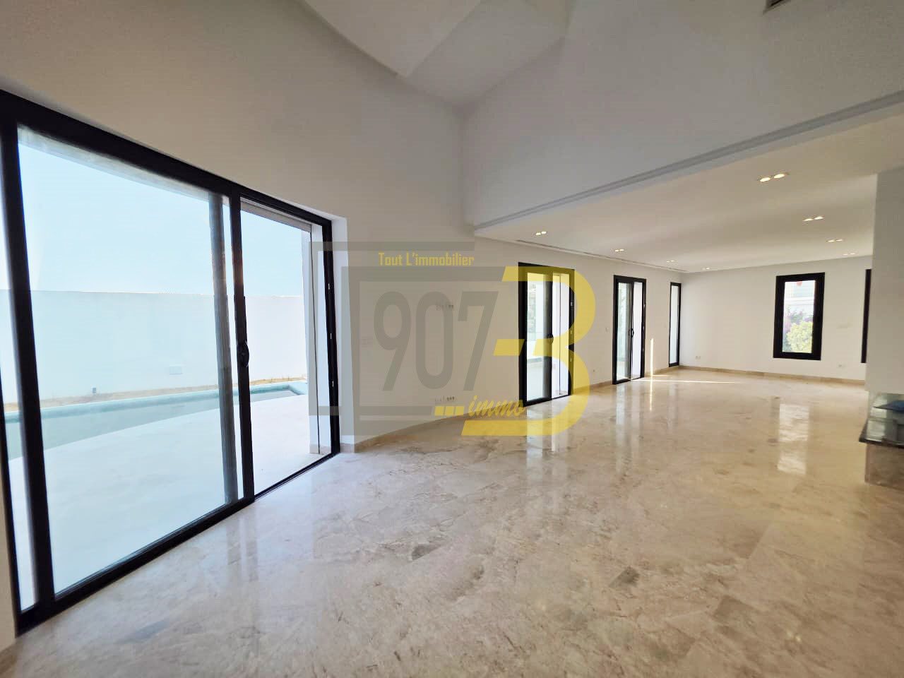 Ariana Ville&nbsp;Cite Ennasr 2&nbsp;Vente&nbsp;Maisons&nbsp;Villa de luxe � ennasr 2