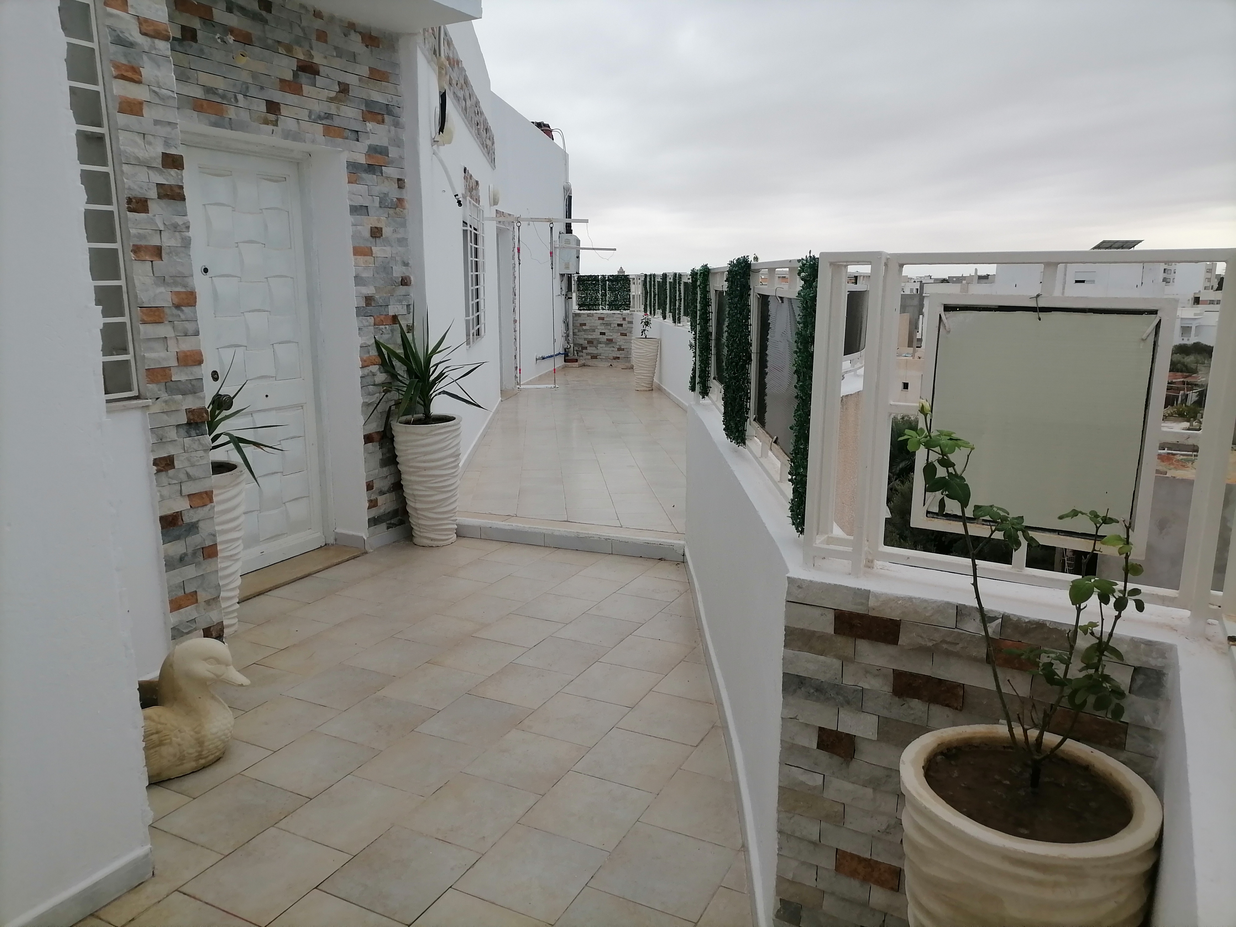 Monastir Monastir Vente Appart. 2 pices Appartement devant foyer skanes