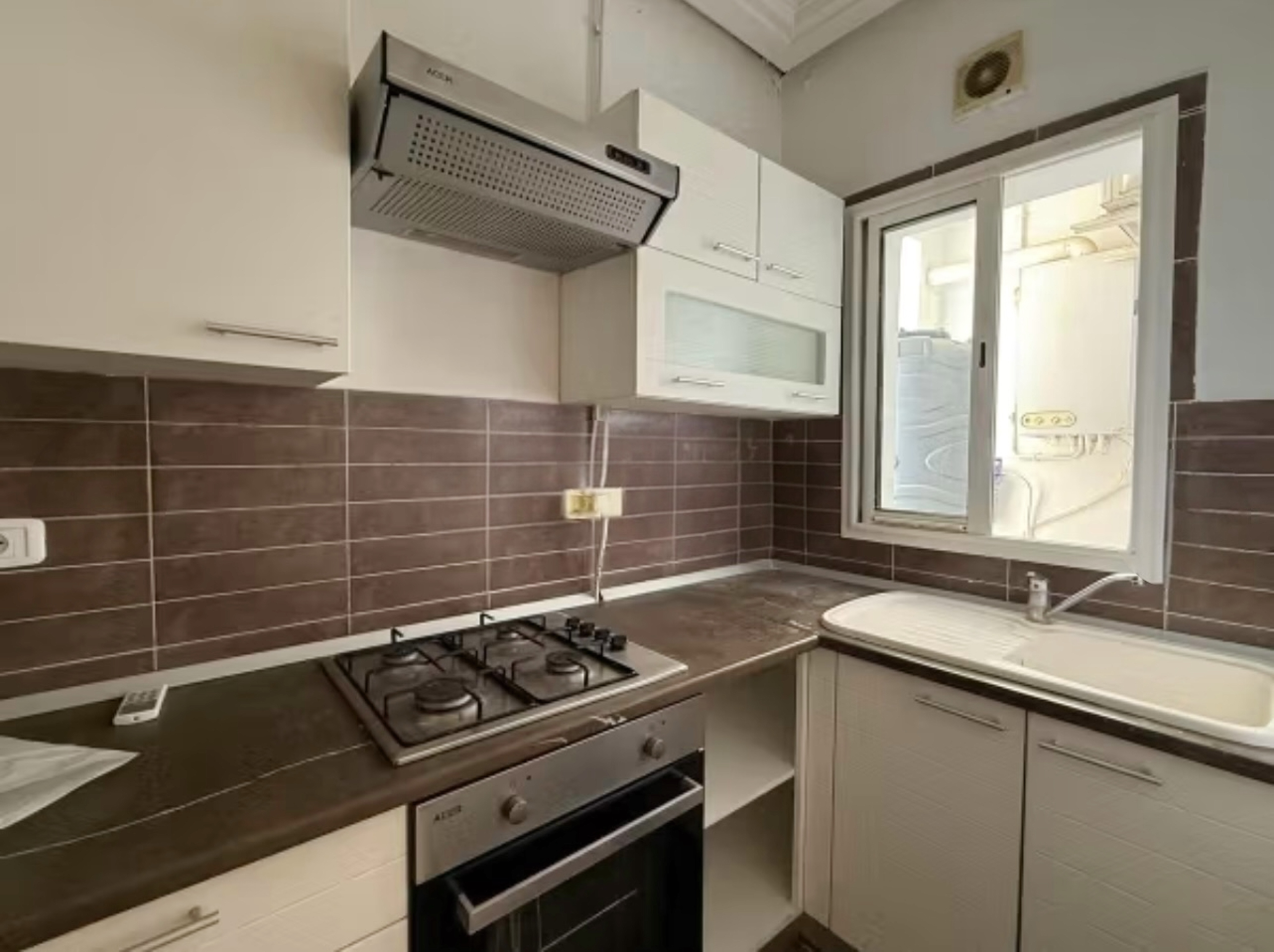 Cite El Khadra Zone urbaine nord Vente Appart. 2 pices Av appartement s1 titr au centre urbain nord