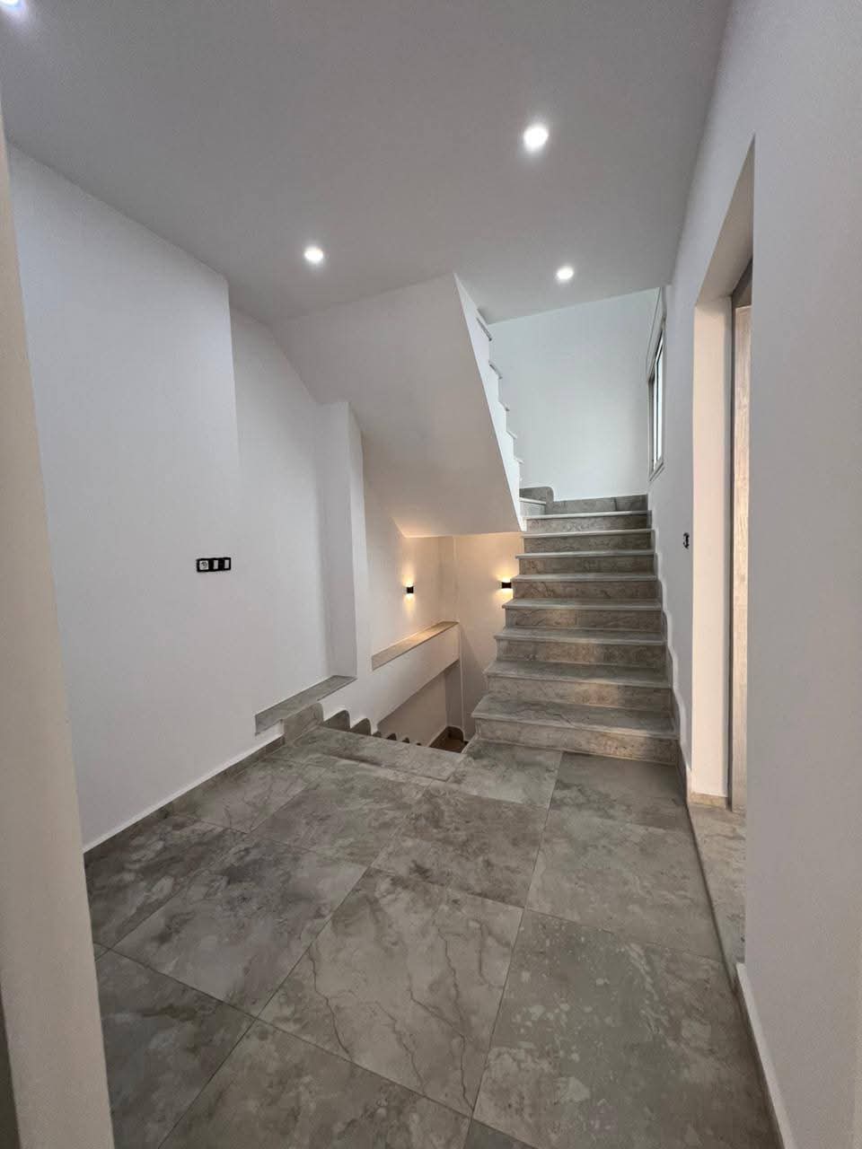 Hammamet Barraket Essahel Vente Maisons Belle triplex a hammamet