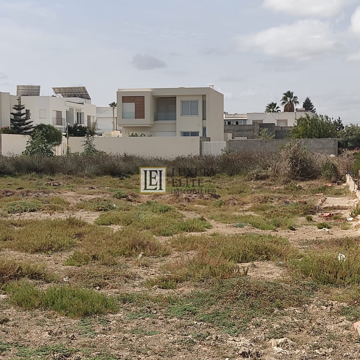 La Soukra&nbsp;Chotrana 1&nbsp;Vente&nbsp;Surfaces&nbsp;Terrain de 1389 m2 � chotrana la soukra