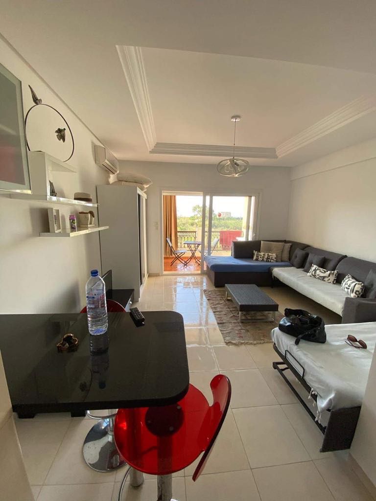 Akouda Chatt Meriem Vente Appart. 1 pice Occasion en or tres beau studio pied dans l eau