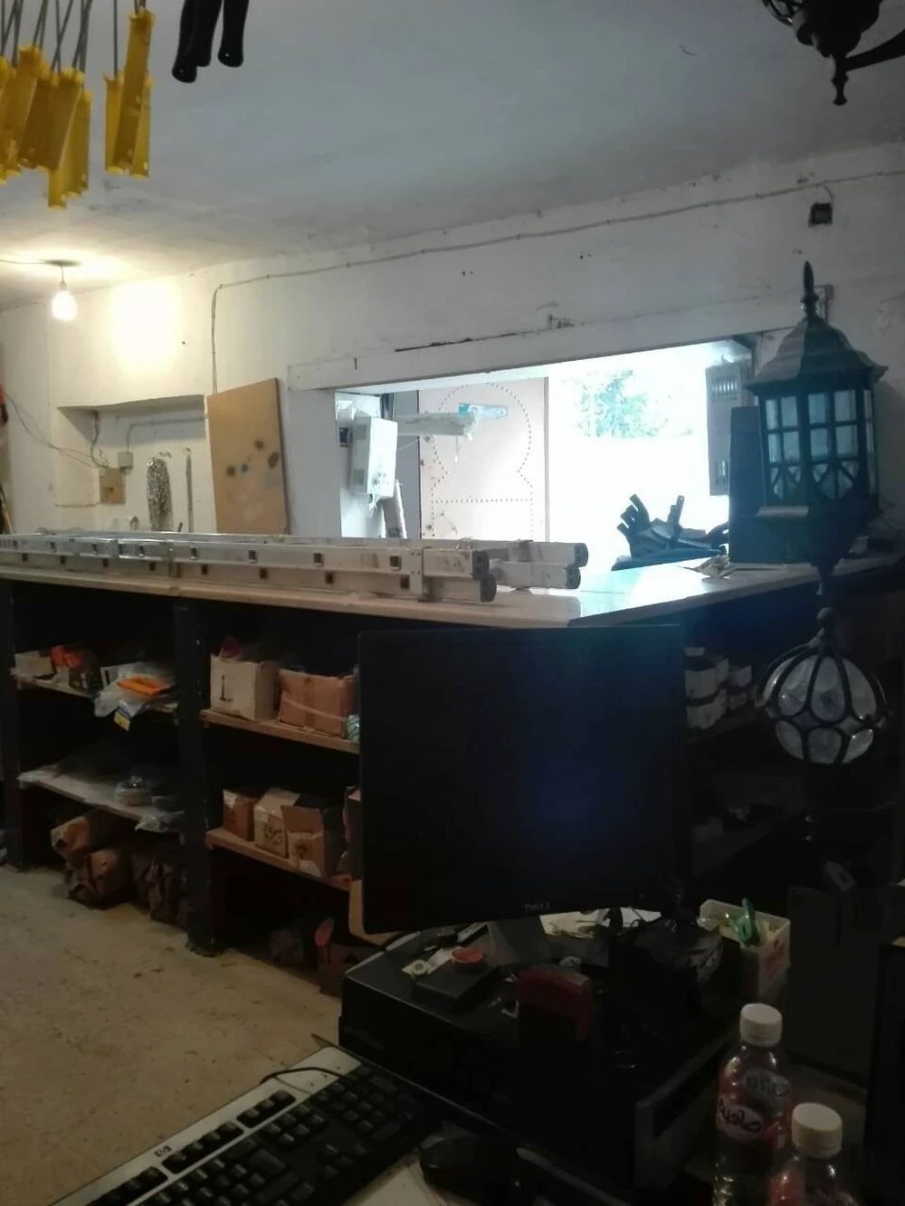 Raoued Cite Ennkhilet Vente Surfaces Quincaillerie