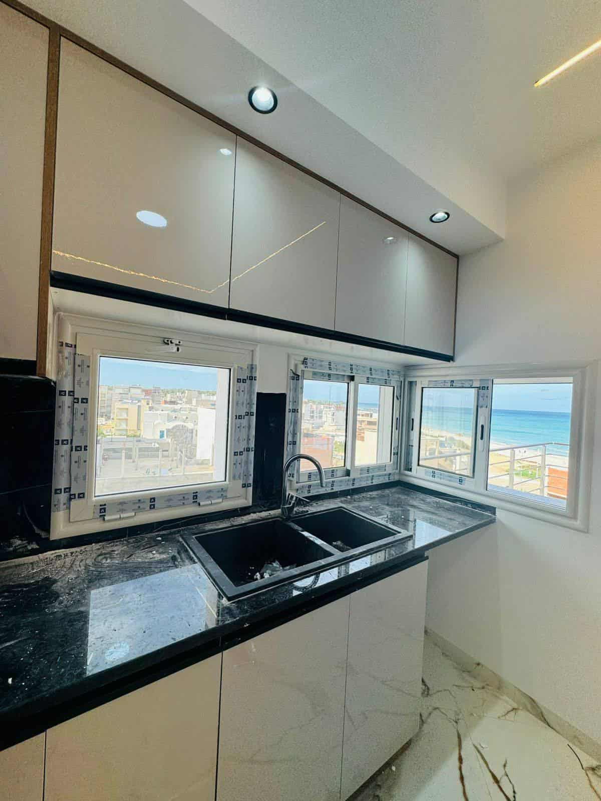 Hammam El Ghezaz&nbsp;Ezzahra&nbsp;Vente&nbsp;Appart. 2 pi�ces&nbsp;Des appartements avec vue sur mer a ezzahra