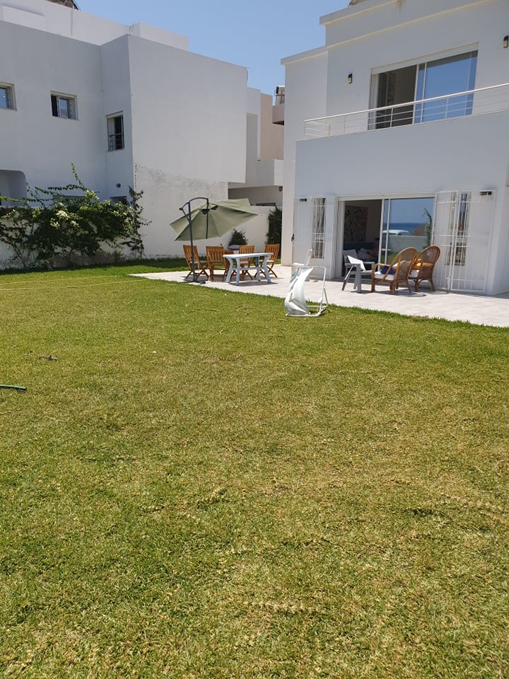 Hammam El Ghezaz&nbsp;Ezzahra&nbsp;Vente&nbsp;Maisons&nbsp;Villa haut standing � ezzahra hammem ghzez