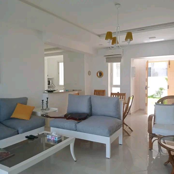 Hammam El Ghezaz&nbsp;Ezzahra&nbsp;Vente&nbsp;Maisons&nbsp;Villa haut standing � ezzahra hammem ghzez