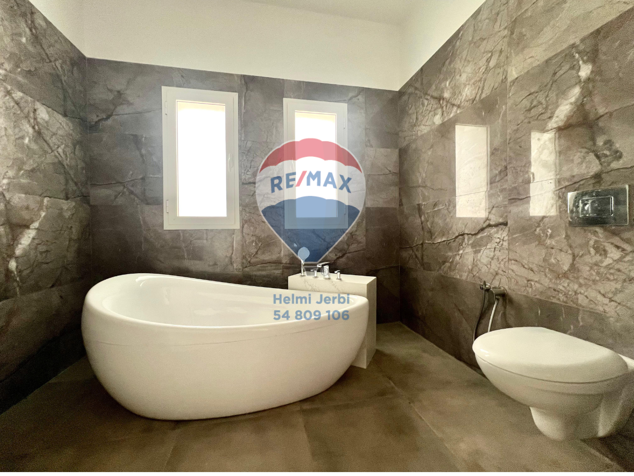 La Marsa Cite Erriadh Vente Maisons Villa retap  neuf marsa riiadh